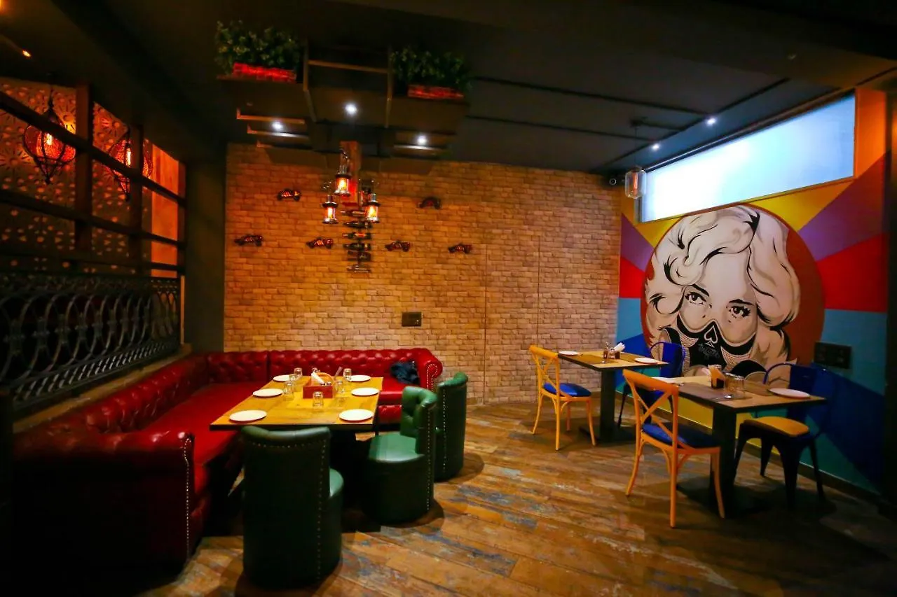 Hotel Moti Palace Agra  Agra (Uttar Pradesh)