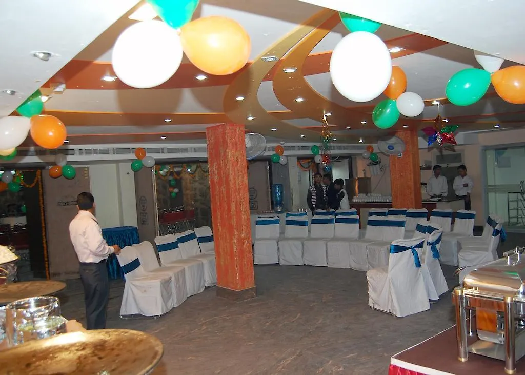Hotel Moti Palace Agra  3*, Agra (Uttar Pradesh)